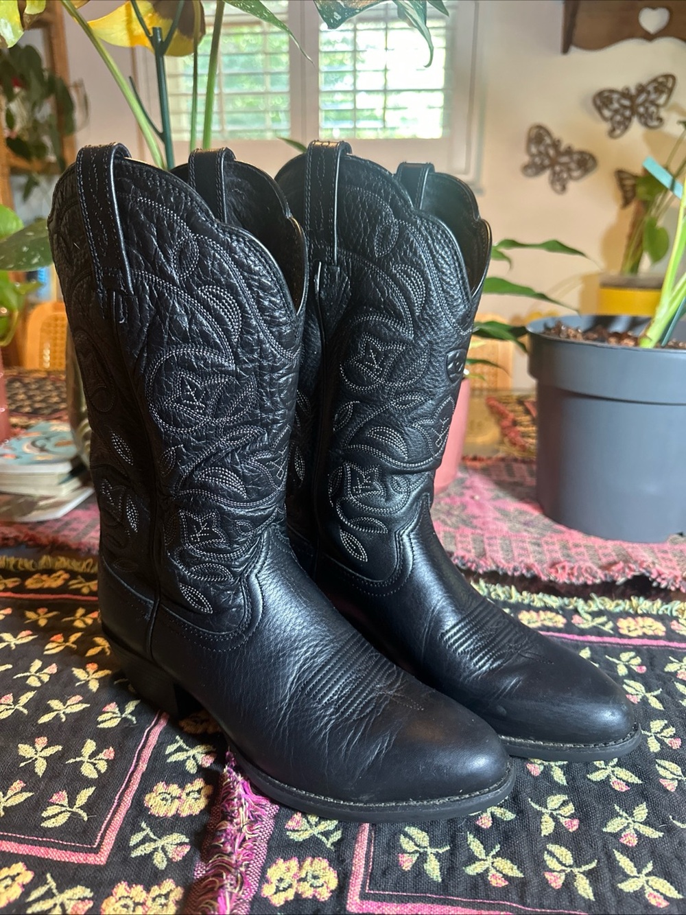 Ariat 15770 Western Cowboy Boots Floral Embroidered Leather Black US 6B Womens